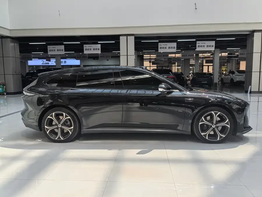 NIO ET5T NIO ET5T 2023 75kWh Touring 2023 — миниатюра 4