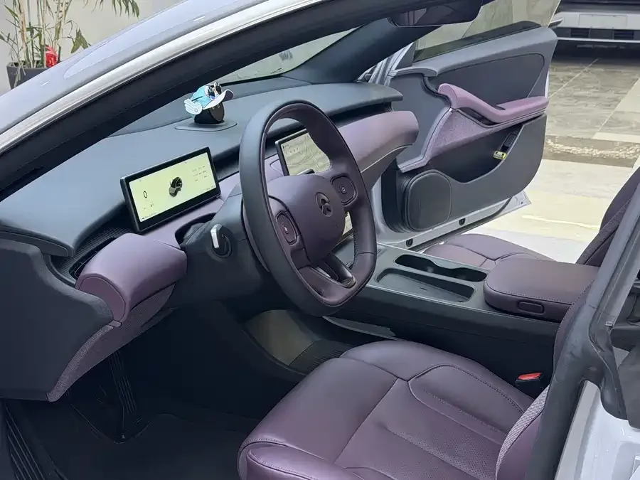 NIO ET5T NIO ET5T 2024 75kWh Touring 2024 — миниатюра 2