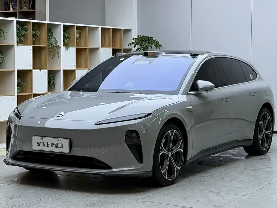 NIO ET5T 2024