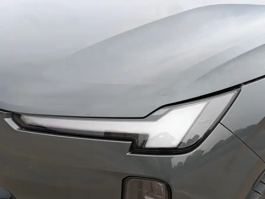 Volvo XC70 plug-in hybrid 2026 Volvo XC70 Plug-in Hybrid All-Wheel Drive Ultra 2025 — миниатюра 3