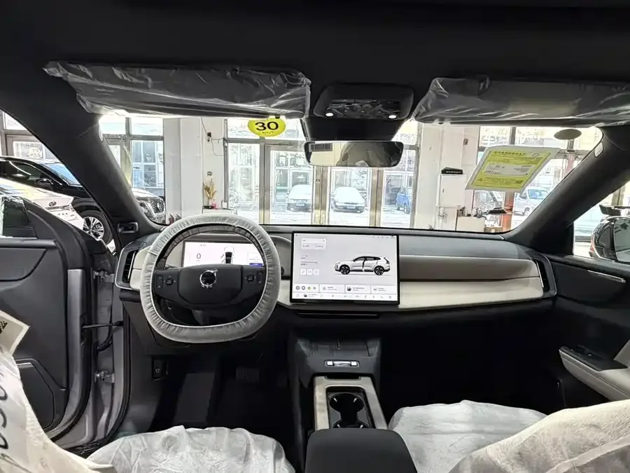 Volvo XC70 plug-in hybrid Volvo XC70 Plug-in Hybrid 2026 Four-Wheel Drive Long Range Plus 2025 — миниатюра 4