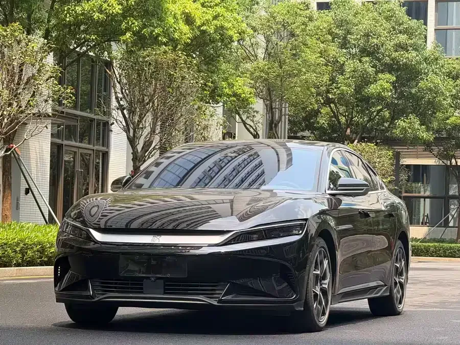 BYD Second-hand Han 2023 EV Champion Edition 715KM Front-wheel Drive Flagship 2023 — фото 1, купить с доставкой в Москву