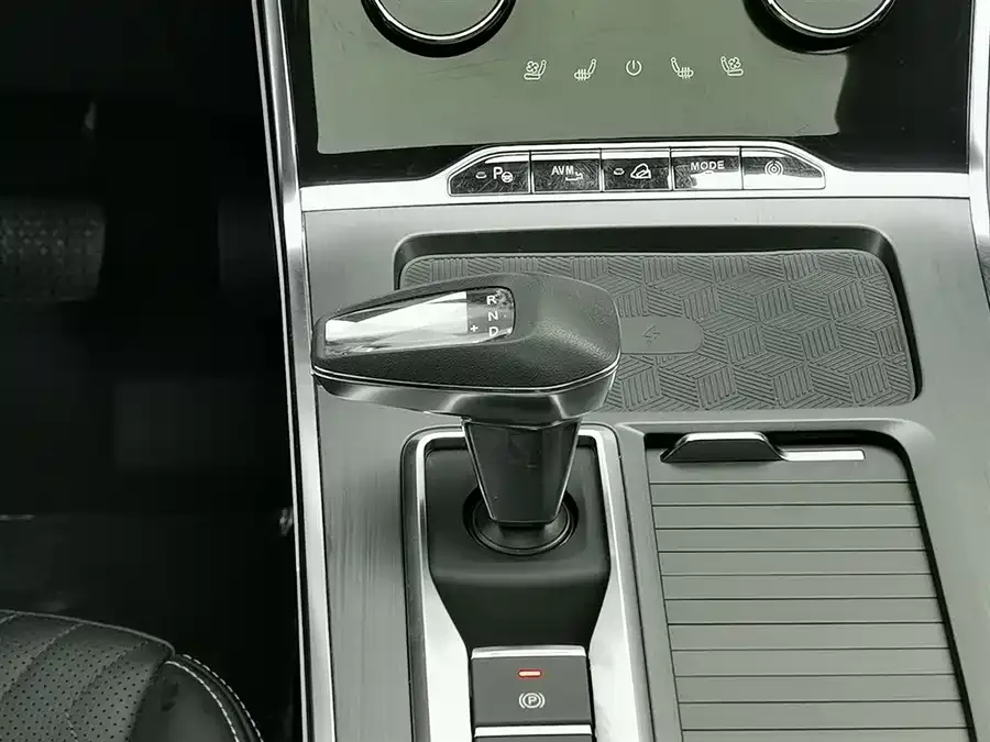 Exeed TXL Xingtu Lingyun 2023 400T 4WD Star Edition 2022 — миниатюра 4