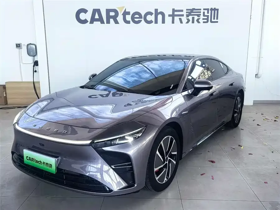 Exeed Sterra ES Star Era ES 2025 Extended Range Pro High-Speed Assisted Driving 2025 — фото 1, купить с доставкой в Москву
