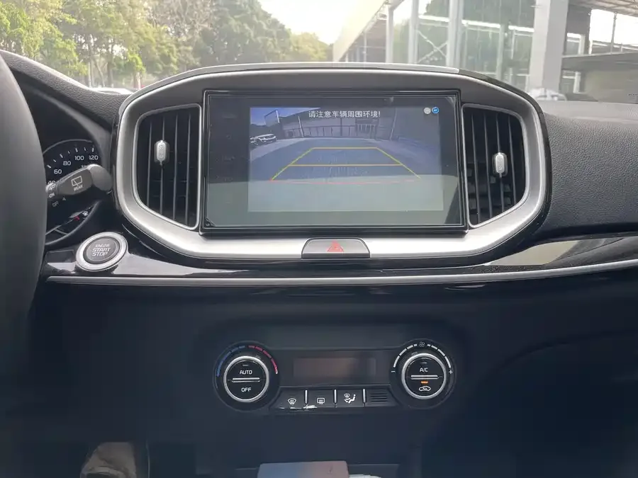 Kia KX1 2021 Yipao 1.4L CVT Sunroof Model 2022 — миниатюра 3