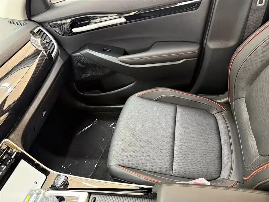 Kia Cyrus (Seltos) 2026 Cetus 1.5L IVT Luxury Comfort Edition 2026 — миниатюра 4