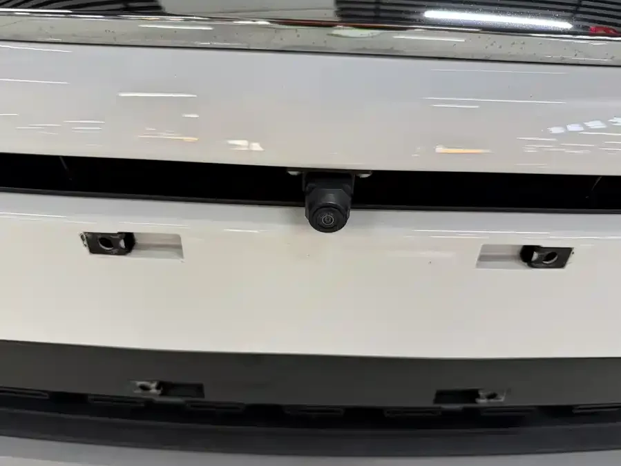 Kia KX1 2021 Yipao 1.4L CVT Sunroof Model 2023 — миниатюра 5