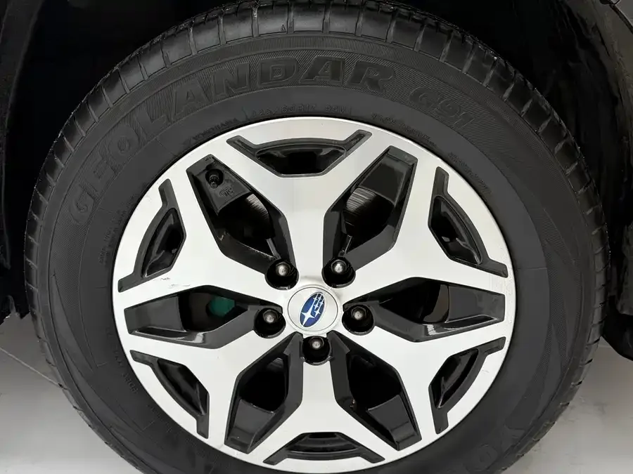 Subaru Forester Forester 2022 2.0i AWD Luxury Edition EyeSight 2022 — миниатюра 4