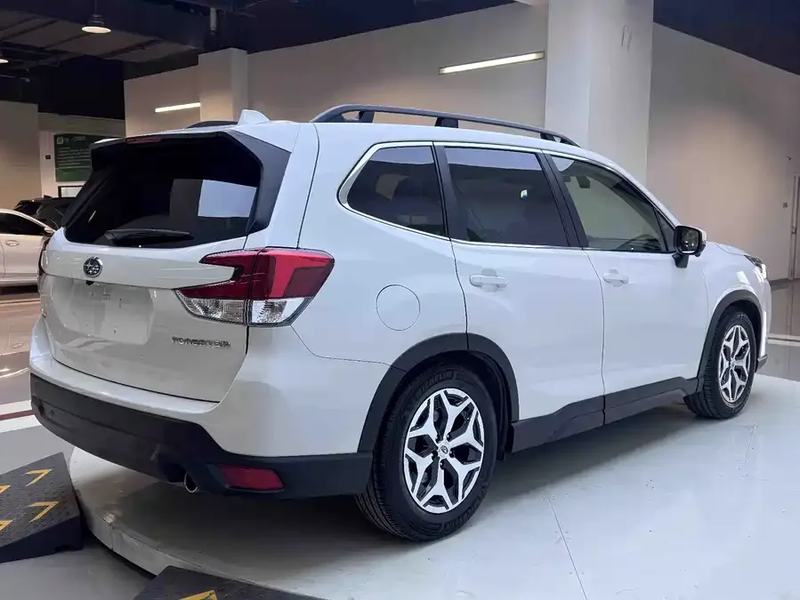 Subaru Forester Forester 2022 2.0i AWD Luxury Edition EyeSight 2023 — миниатюра 4