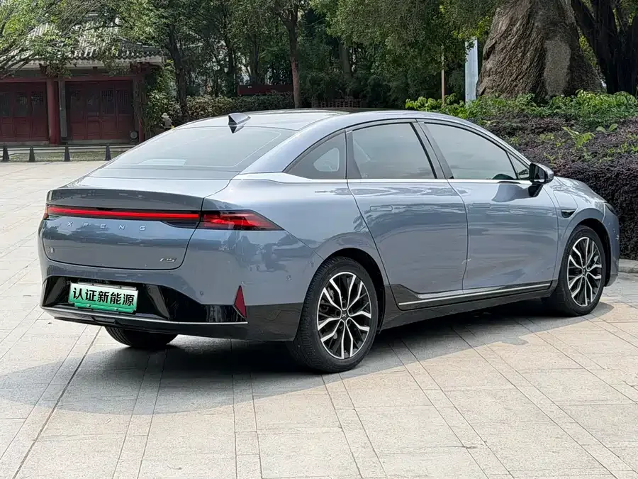 XPeng P5 Xpeng P5 2022 model 460E+ 2023 — миниатюра 5