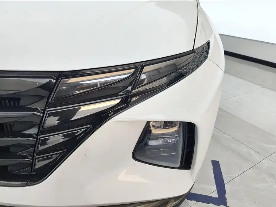 Hyundai tucson l Tucson 2023 Tucson L 1.5T Automatic 2WD GLX Elite Edition 2024 — миниатюра 2