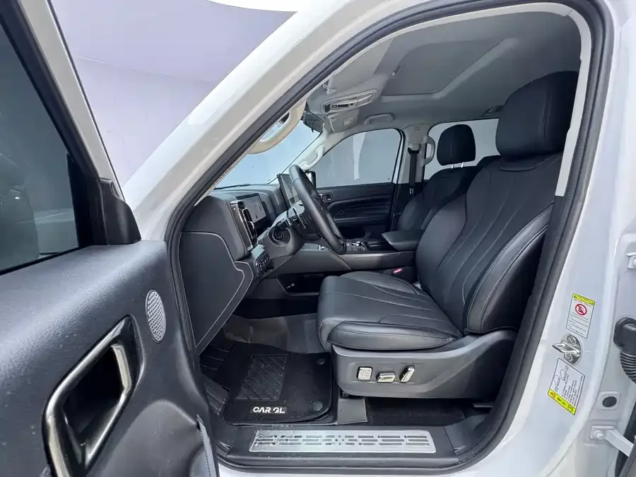 Haval H9 Haval H9 2024 2.0T Gasoline 4WD Explorer Edition 2024 — миниатюра 4