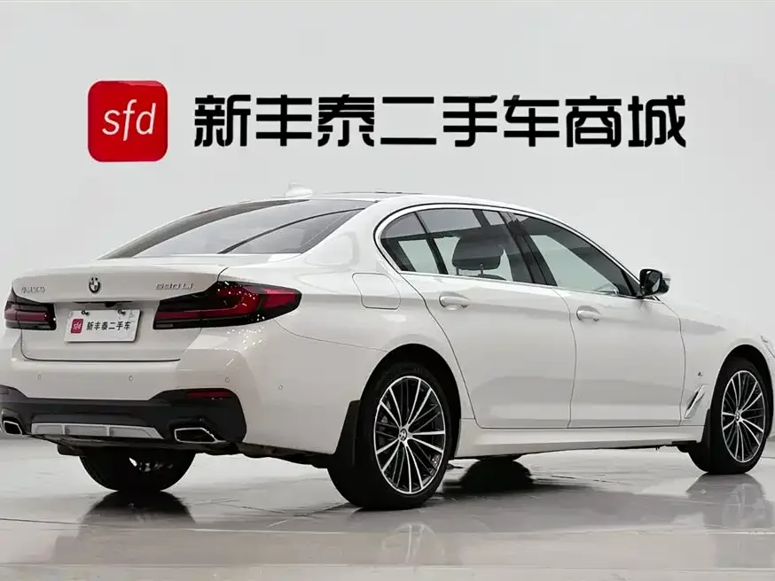 BMW 5 Series BMW 5 Series 2023 530Li Leading M Sport Package 2023 — миниатюра 2