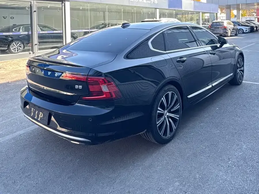 Volvo S90 2024 B5 Smart Luxury Edition 2024 — миниатюра 5