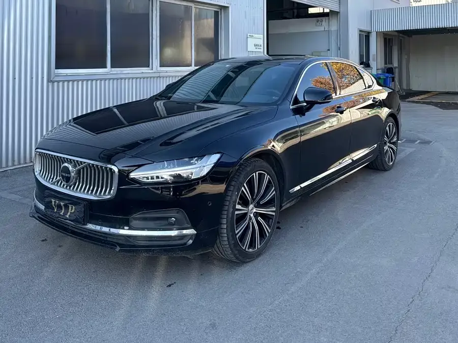 Volvo S90 2024