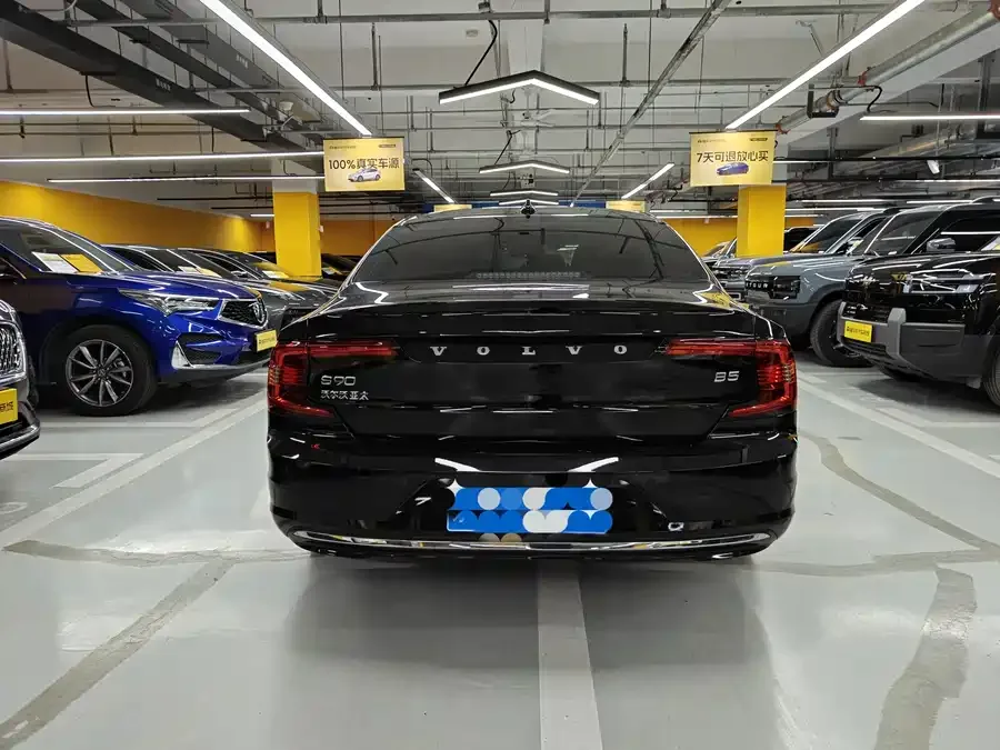 Volvo S90 2022 B5 Zhiyi Luxury Edition 2022 — миниатюра 5