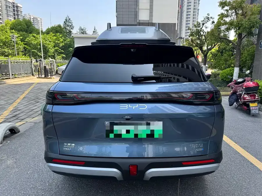 BYD Sea Lion 07 DM-i Sea Lion 07 DM-i 2025 150 Pilot+ Edition 2025 — миниатюра 2