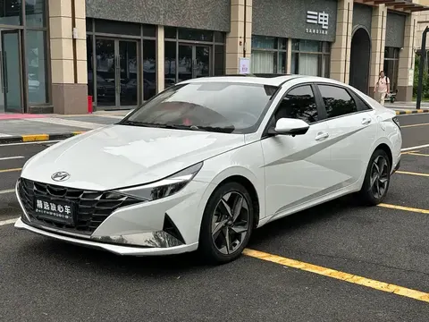 Hyundai Elantra 2023 buy in Moscow