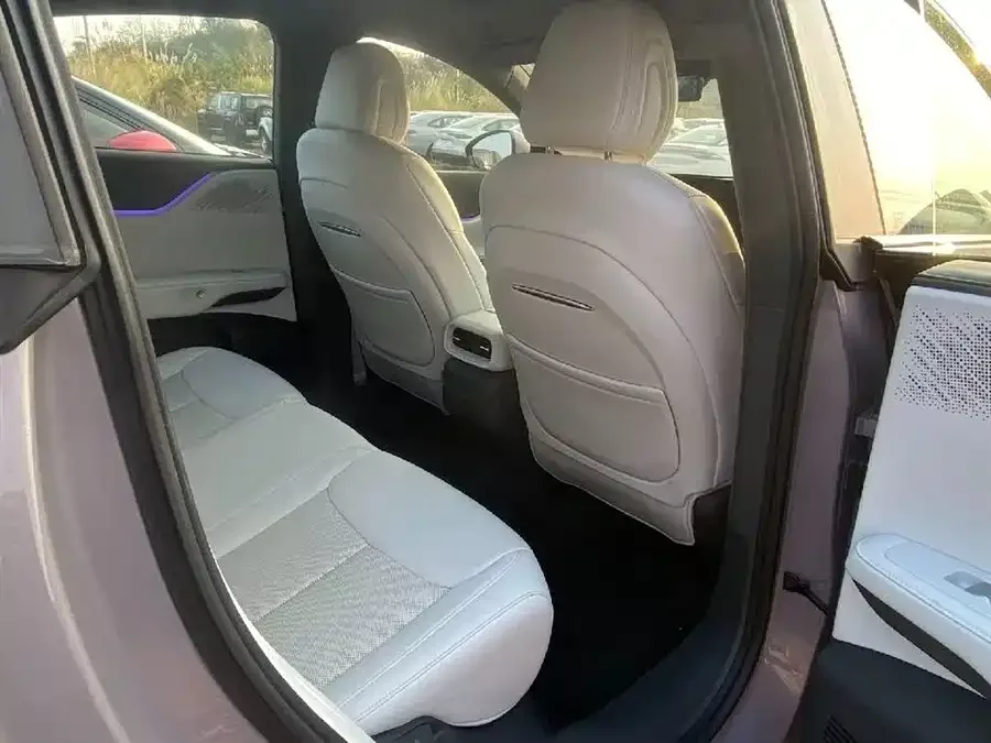XPeng G6 Xiaopeng G6 2025 625 Long Range Max Flagship Edition 2025 — миниатюра 4