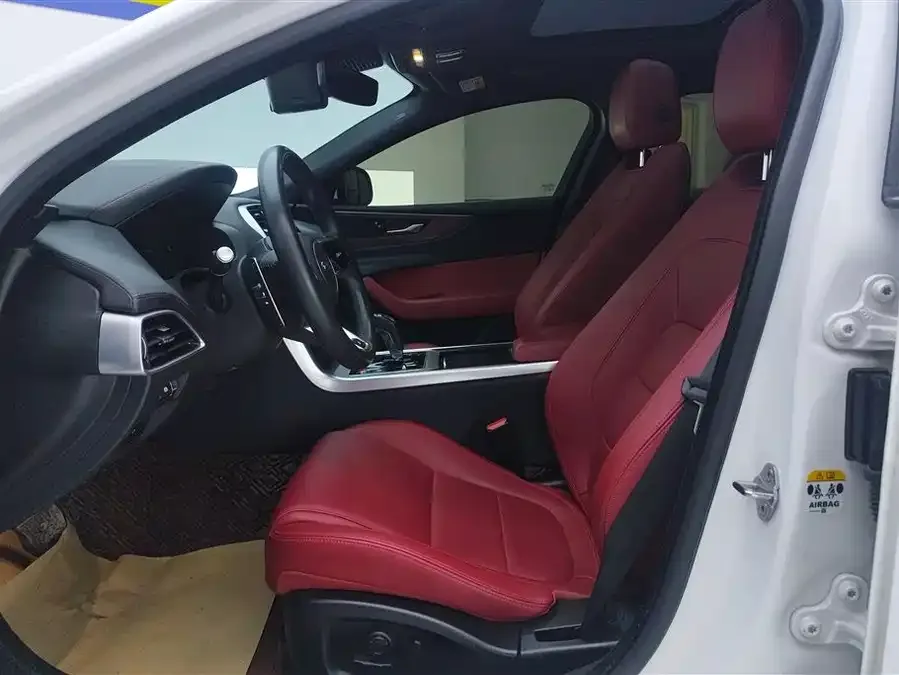 Jaguar XEL 2022 2.0T 250PS R-DYNAMIC S aggressive sports version 2023 — миниатюра 3