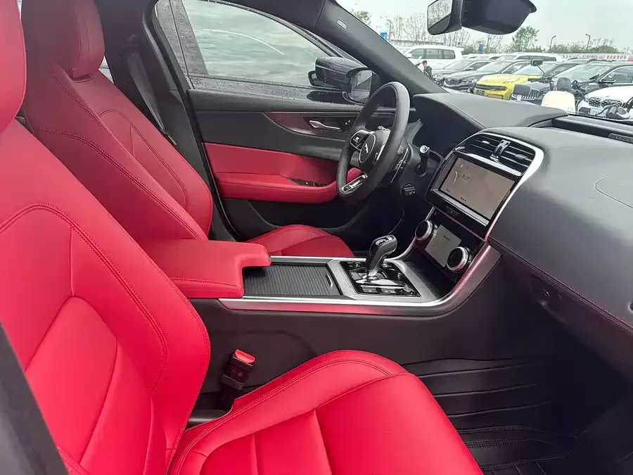Jaguar XEL 2023 2.0T 250PS R-DYNAMIC S aggressive sports version 2023 — миниатюра 2