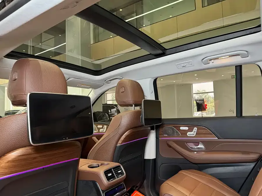 Mercedes-Benz GLS Mercedes-Benz GLS 2025 GLS 450 4MATIC Luxury 2025 — миниатюра 3