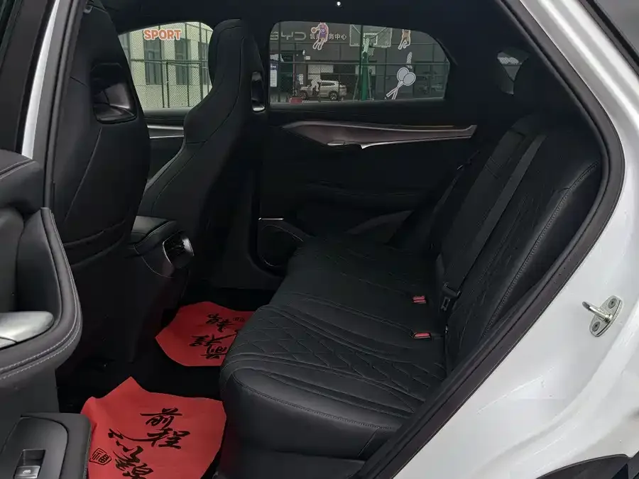 BYD Sea Lion 07 EV Sea Lion 07 EV 2024 610 Long Range Edition 2024 — миниатюра 2