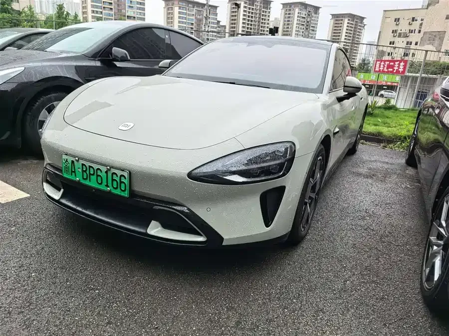Xiaomi SU7 2025