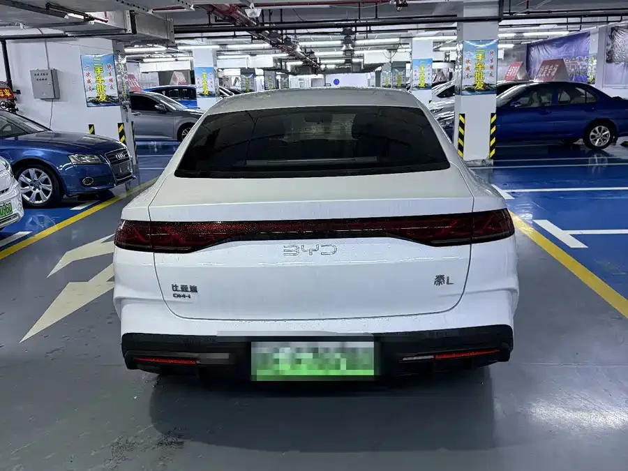 BYD Qin L Qin L 2024 DM-i 80KM Leading Edition 2025 — миниатюра 4