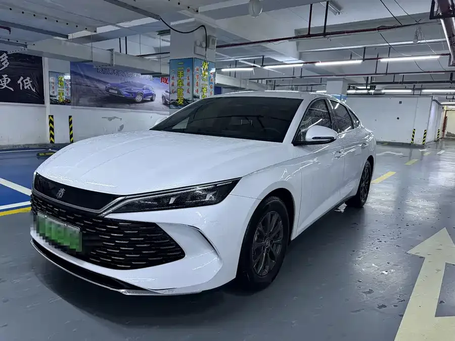BYD Qin L Qin L 2024 DM-i 80KM Leading Edition 2025 — фото 1, купить с доставкой в Москву