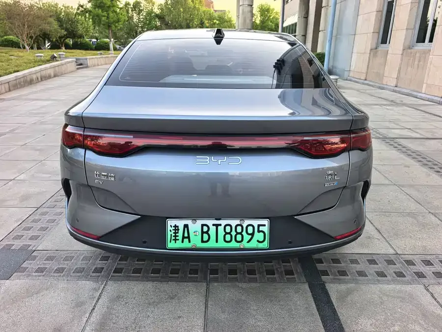 BYD Qin L Qin L 2025 EV 470KM Leading Edition 2025 — миниатюра 2