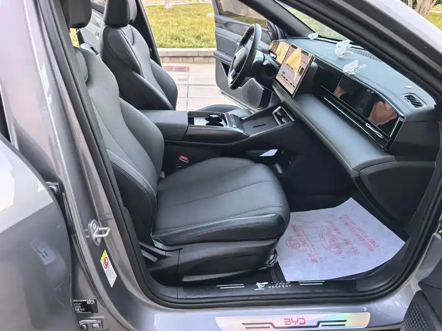 BYD Qin L Qin L 2025 EV 470KM Leading Edition 2025 — миниатюра 3
