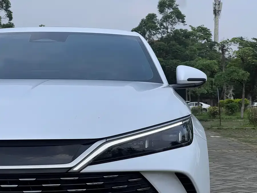 BYD Qin L Qin L 2024 DM-i 120KM Beyond Edition 2025 — миниатюра 2
