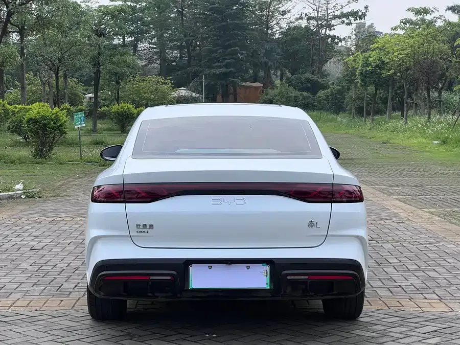 BYD Qin L Qin L 2024 DM-i 120KM Beyond Edition 2025 — миниатюра 4