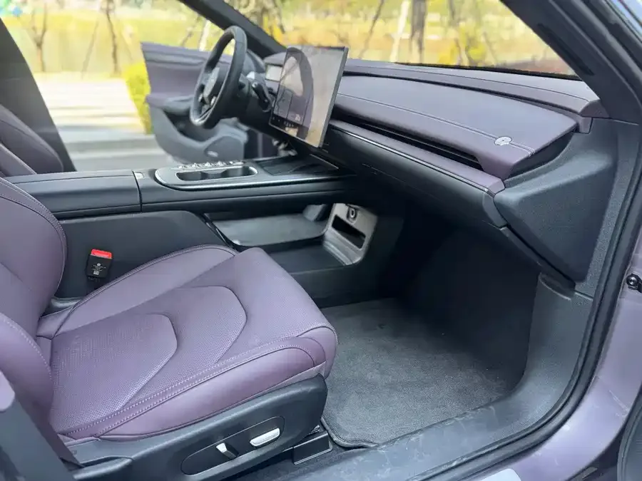 Xiaomi SU7 Xiaomi SU7 2024 four-wheel drive ultra-long battery life high-end intelligent driving Max version 2025 — миниатюра 2