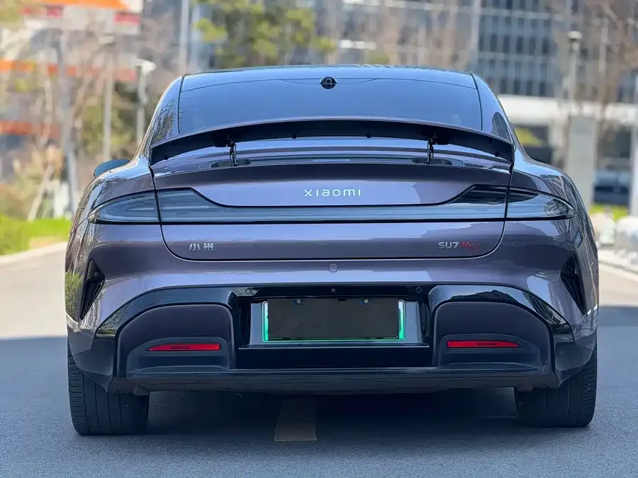 Xiaomi SU7 Xiaomi SU7 2024 four-wheel drive ultra-long battery life high-end intelligent driving Max version 2025 — миниатюра 3