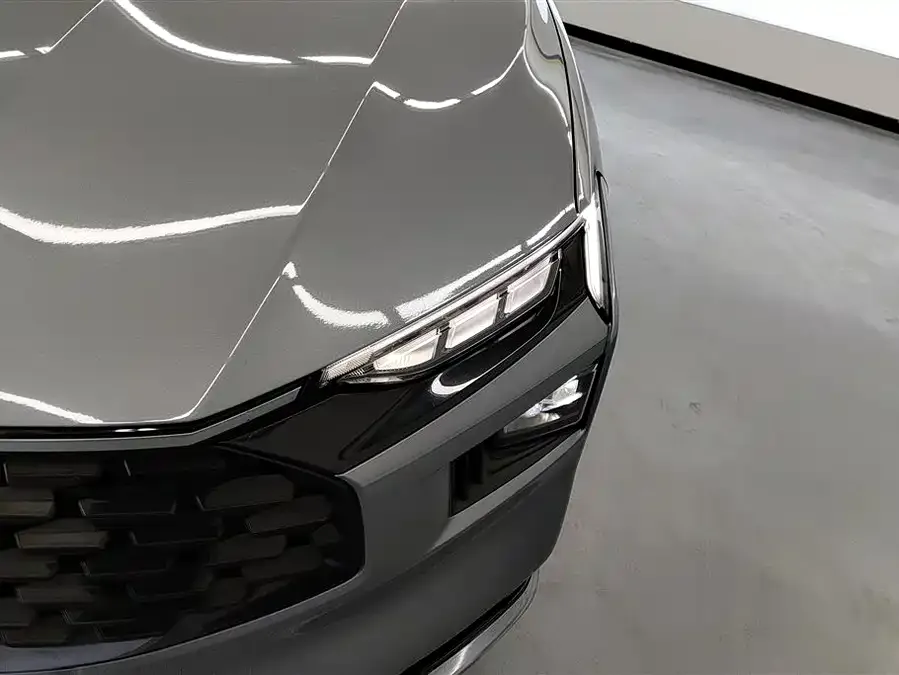 Ford Mondeo 2023 Mondeo EcoBoost 180 Luxury 2023 — миниатюра 5