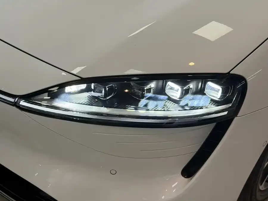 Smart world S7 Zhijie S7 2024 Max rear-wheel drive long-range intelligent driving version 2024 — миниатюра 4