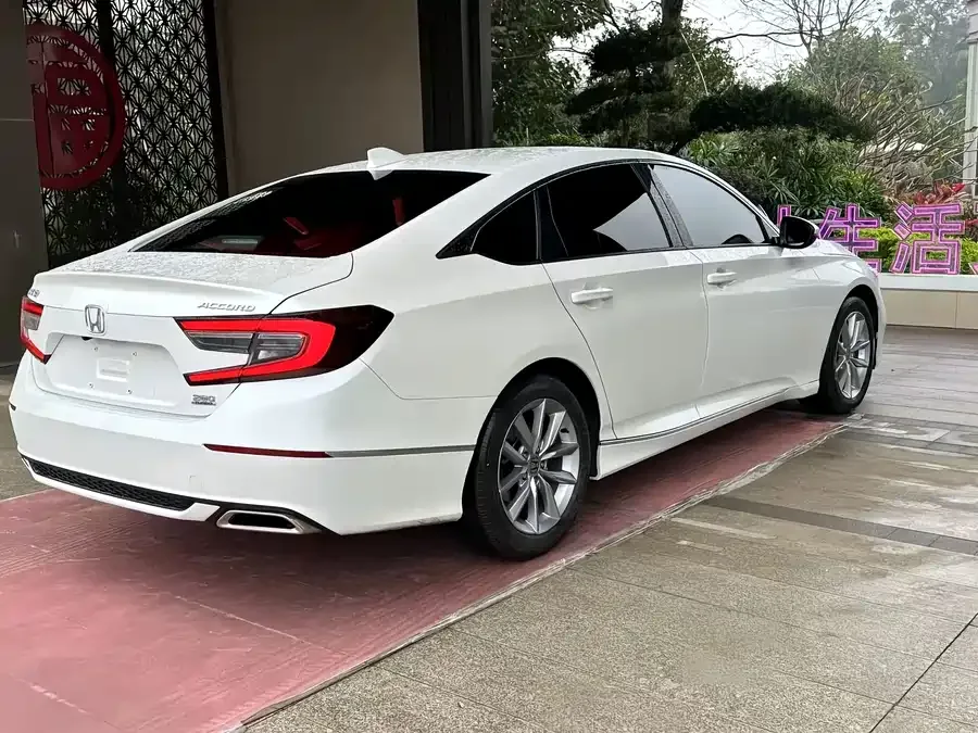 Honda Accord Accord 2022 260TURBO Comfort Edition 2022 — миниатюра 4
