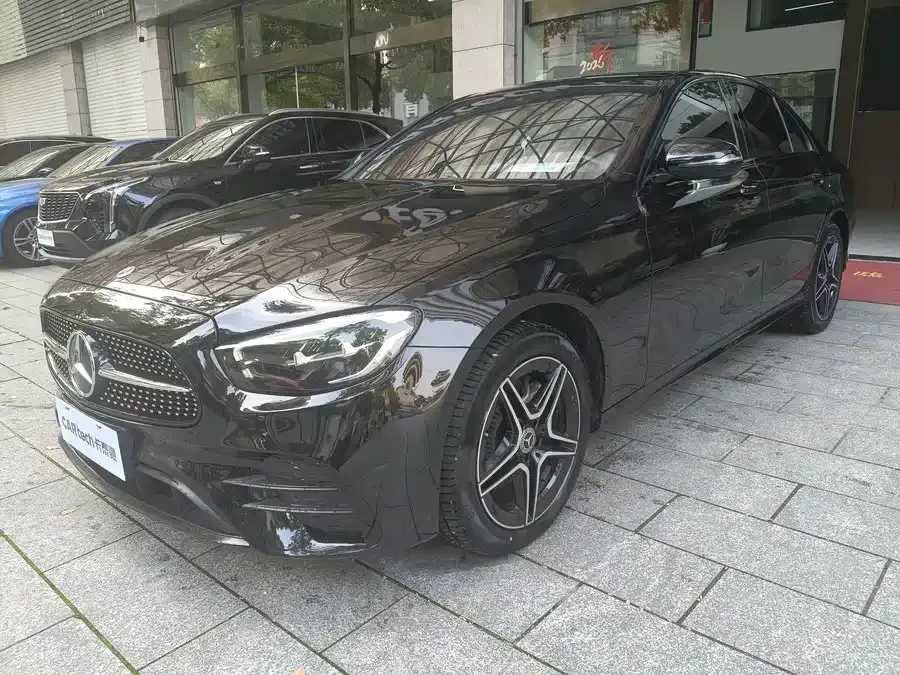 Mercedes-Benz E-Class 2023