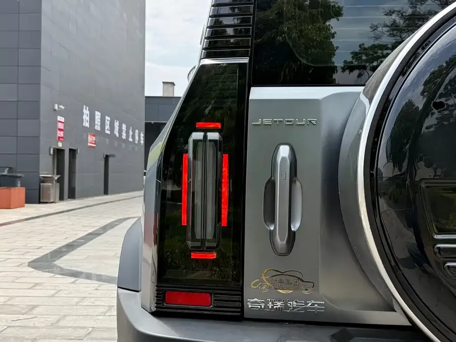 Jetour traveler Jetour Traveler 2023 2.0T 4WD Conquest PRO 2024 — миниатюра 3