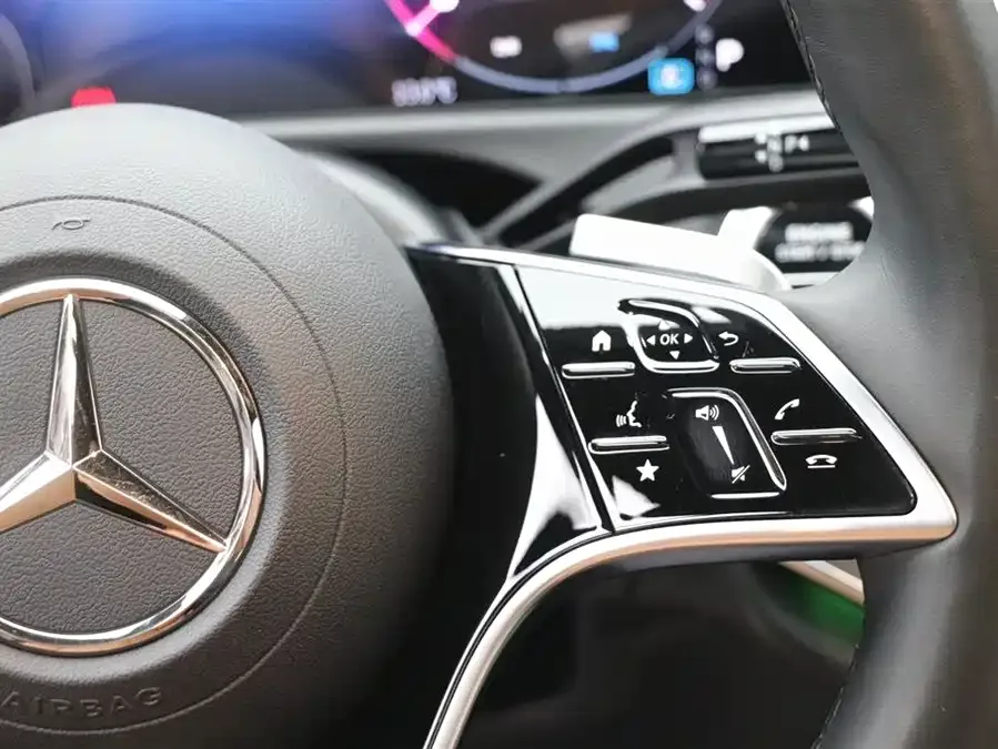 Mercedes-Benz E-Class Mercedes-Benz E-Class (Imported) 2024 E 300 Fashion Sports Edition 2024 — миниатюра 5