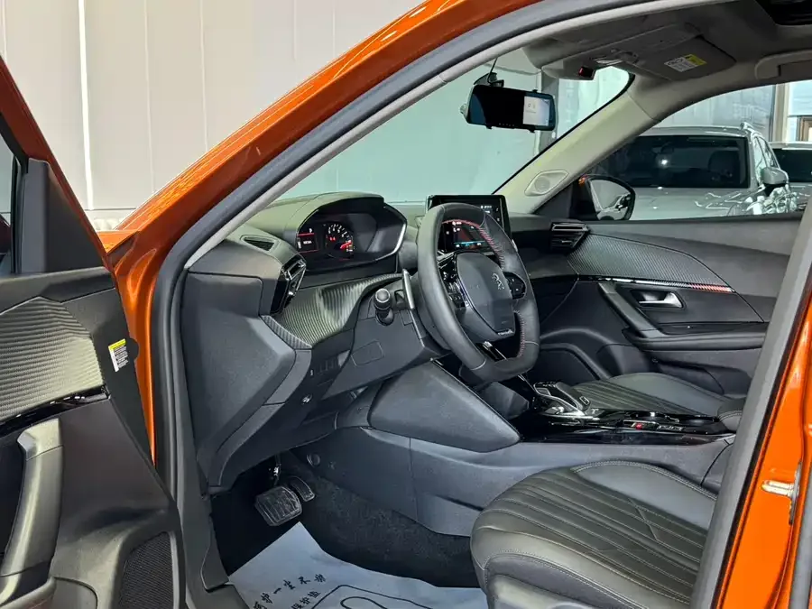 Peugeot 2008 Peugeot 2008 2022 230THP THE ONE 2023 — миниатюра 4