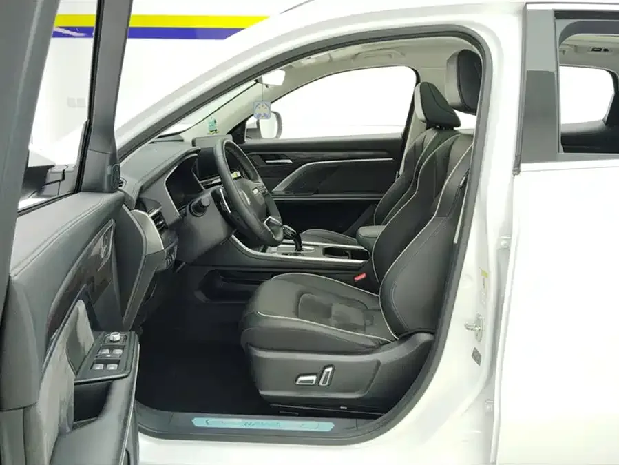 Haval H6 Haval H6 2023 National Fashion Edition 1.5T Automatic Champion Edition 2024 — миниатюра 3