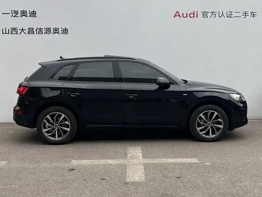 Audi Q5L 2023 40T luxury and dynamic model 2023 — миниатюра 4