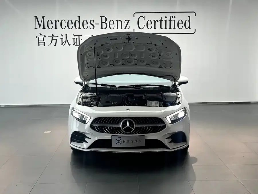 Mercedes-Benz Class A Mercedes-Benz A-Class 2022 A 200 L Sports Sedan Fashion Edition 2022 — миниатюра 5