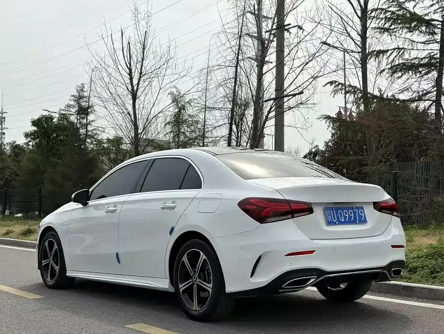 Mercedes-Benz Class A Mercedes-Benz A-Class 2023 A 200 L Fashion Edition 2023 — миниатюра 5