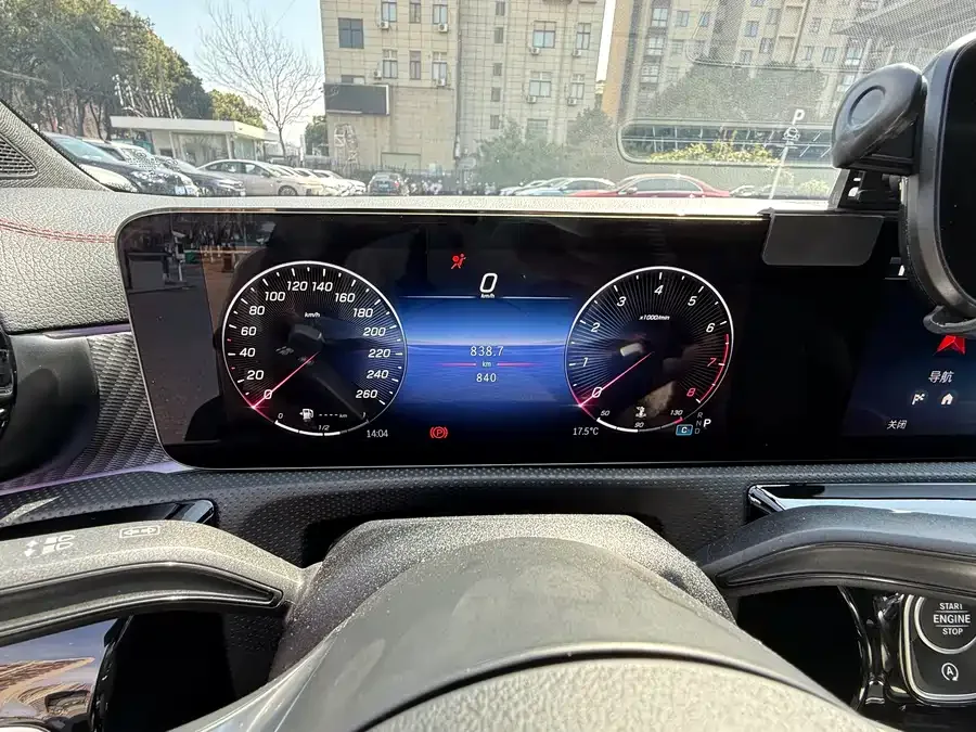 Mercedes-Benz Class A Mercedes-Benz A-Class 2025 Facelift A 200 L Fashion Model 2026 — миниатюра 3