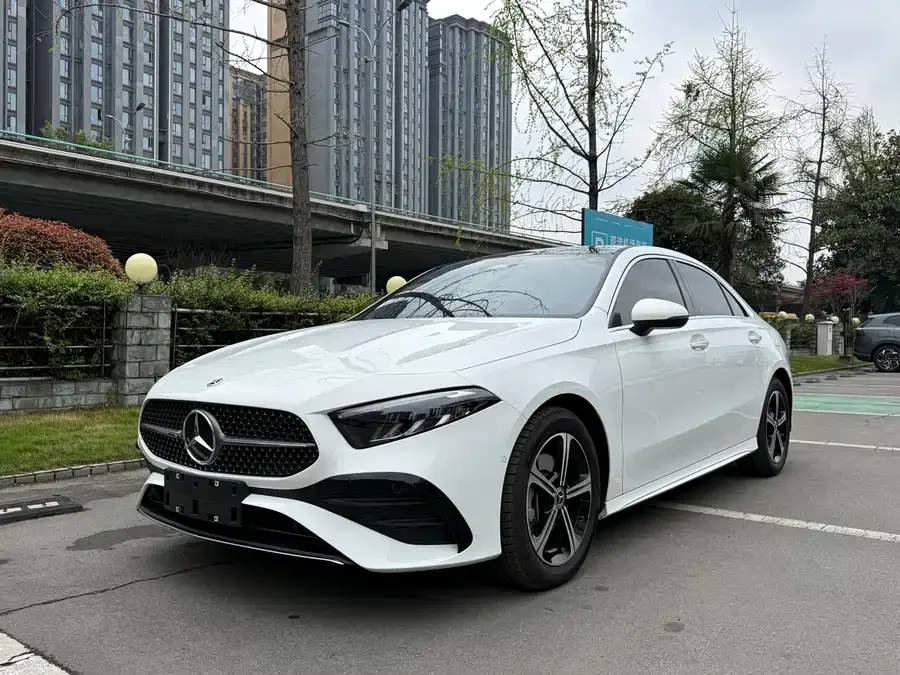 Mercedes-Benz Class A 2025