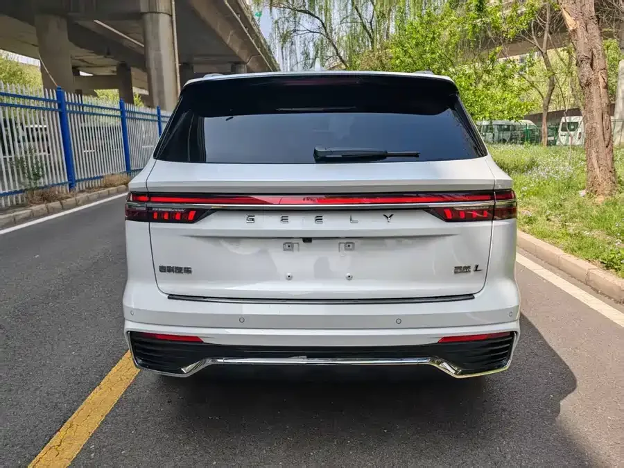 Geely Monjaro Xingyue L 2021 2.0TD DCT EVO 2WD Smart Edition 2024 — миниатюра 2